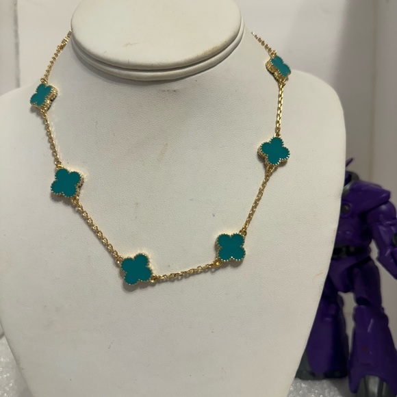 MONTY STATEMENT NECKLACE - Picture 11 of 14